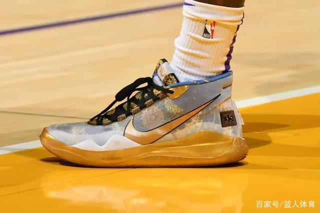 库里23分詹姆斯33+7+11浓眉缺阵 勇士大胜湖人