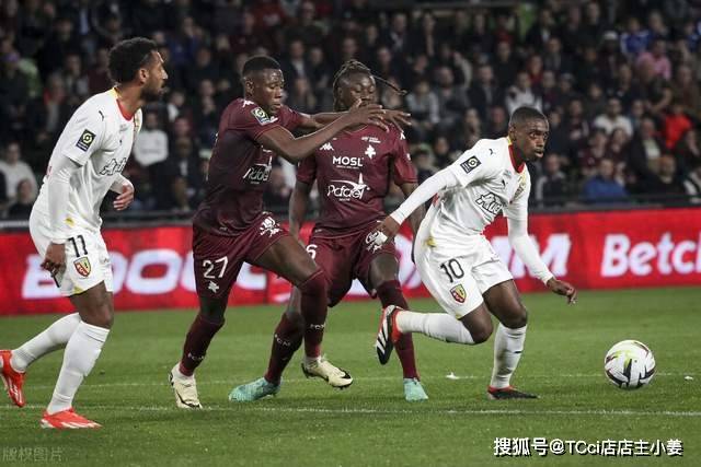 意甲-劳塔罗破荒恰20点射 国际米兰3-0卡利亚里